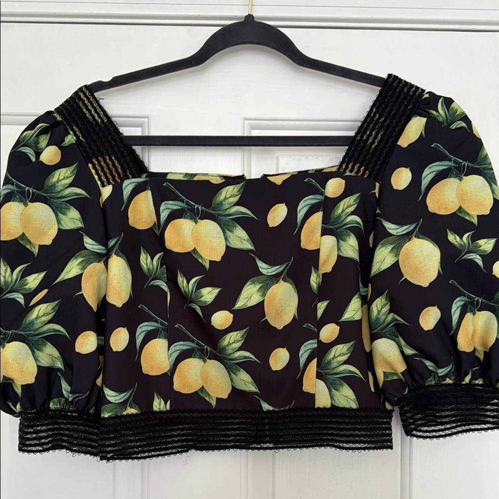 Lemon Print Black Crop Top